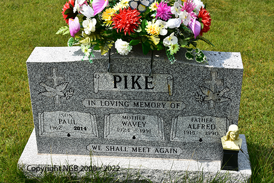 Alfred, Wavey & Paul Pike